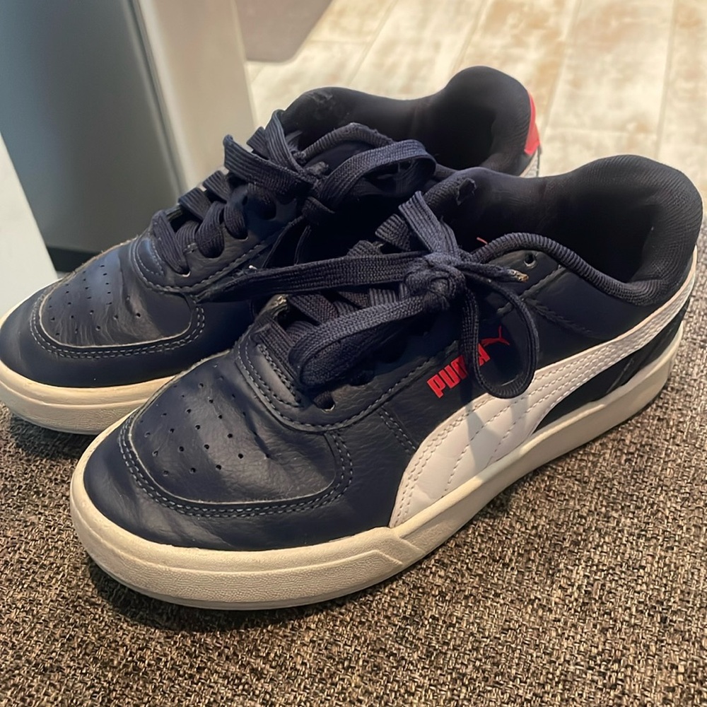 Boys Puma sneakers